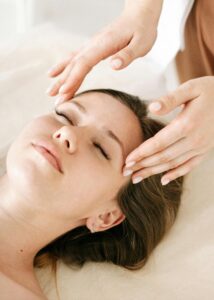 What to Expect in Your First Week as an Esthetician Student